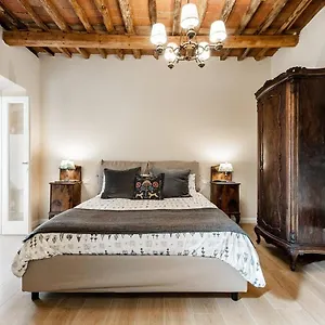 Cortile In Centro - Charm Heart Of Italy