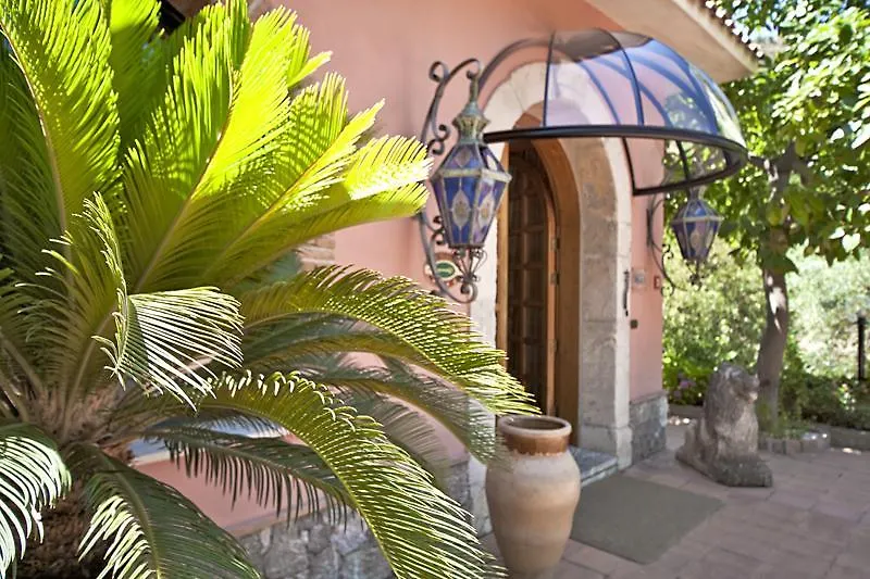 טאורמינה Hotel Villa Sirina
